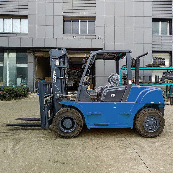 LTMG - FORKLIFT 7 TONS